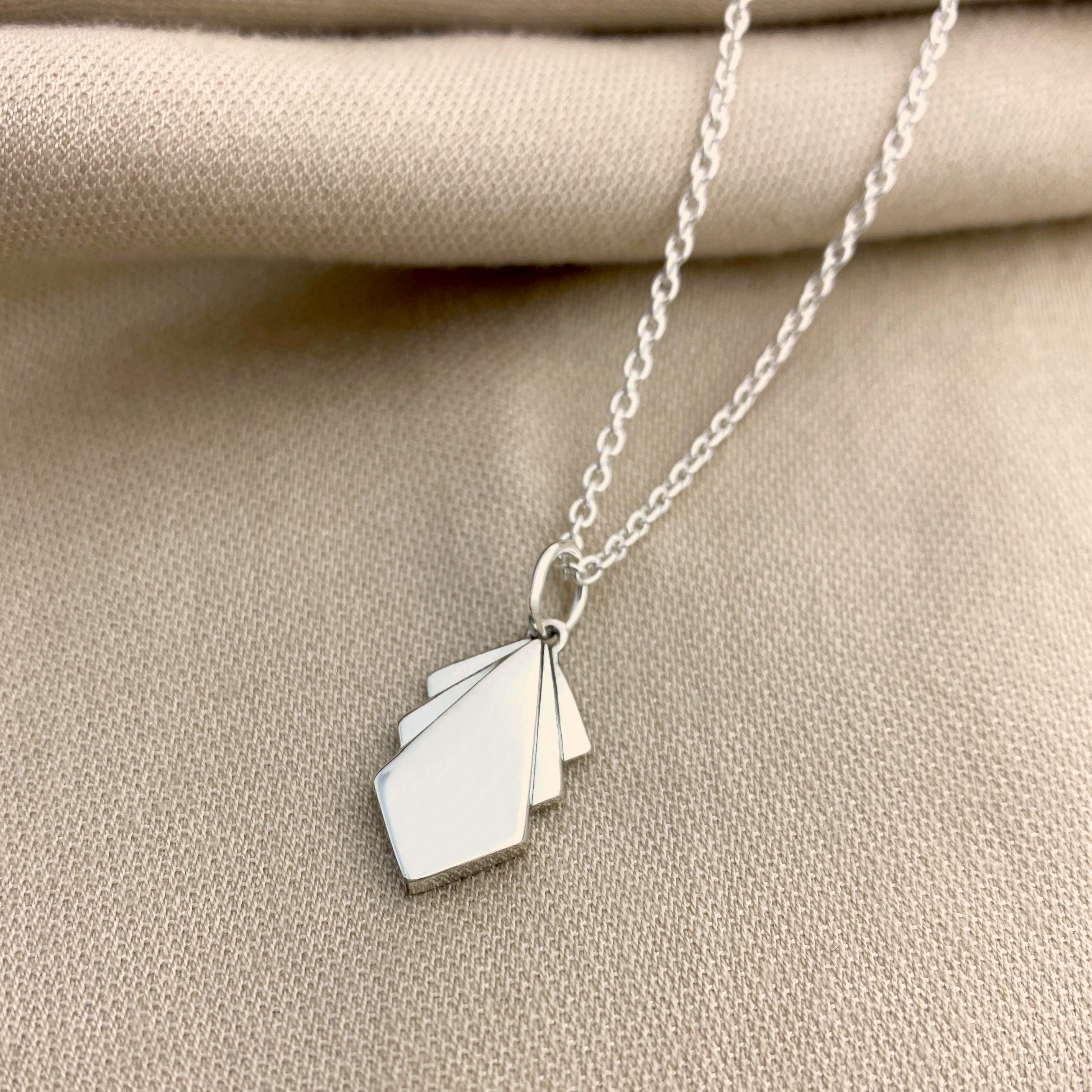 Burgh Island Pendant | Triple Stepped